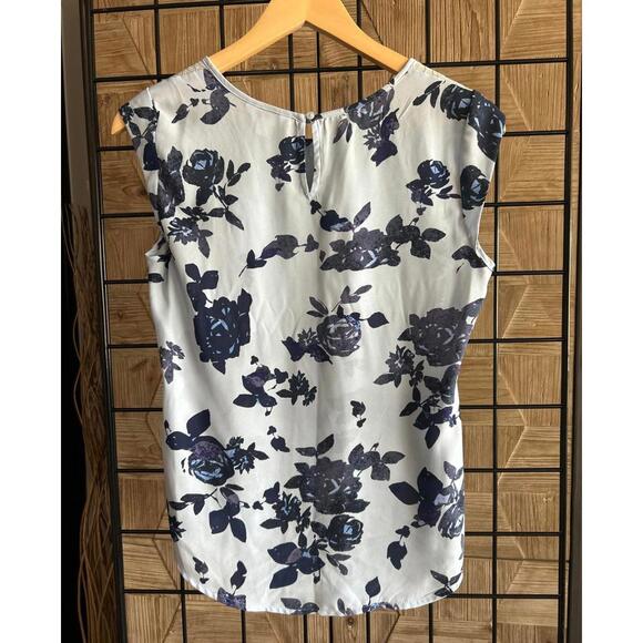 Vintage Candies Womans Sleeveless Top Sz Medium Blue Floral Lace Cottage - Picture 3 of 5